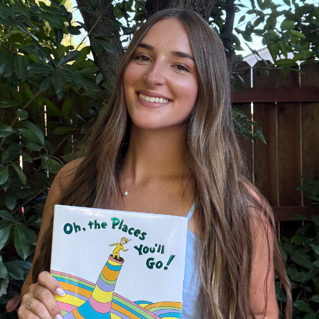 Photo of Lauren Mirtoni